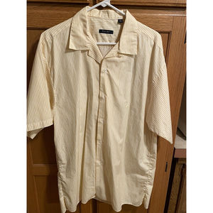 Yellow Burberry London Button Down Shirt Men’s Size Large In Excellent Condition